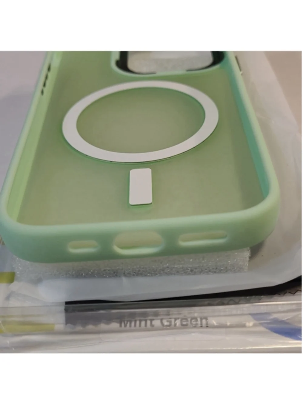 Mint Green Case For Apple 14 Pro With Mag Safe New In Box